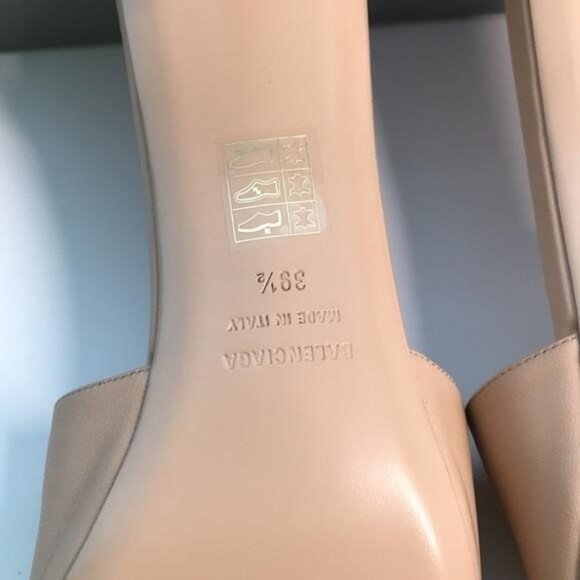New Authentic Balenciaga BB Logo Leather Mules – Nude/Beige - Picture 9 of 11